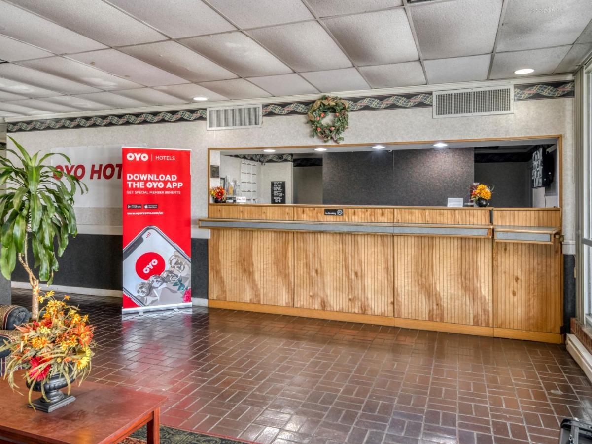 Oyo Hotel Battleboro Экстерьер фото